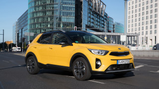 Великобритания ще забрани продажбата на нови бензинови и дизелови автомобили