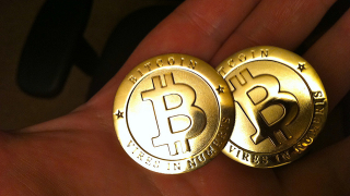 Bitcoin може да изпрати годината с цена от $1000