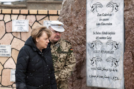 Меркел на изненадващо посещение в Афганистан