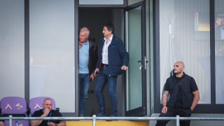 Собственикът на Левски Наско Сираков напусна стадион Георги Аспарухов