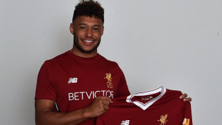 Бешикташ официално привлече Алекс Окслейд Чембърлейн Договорът на футболиста е за