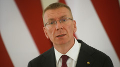 Президентът на Латвия заяви готовност да разположи ядрено оръжие в страната