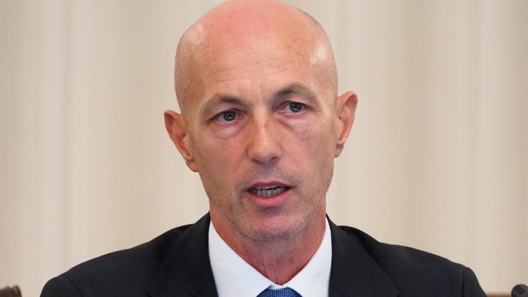 "Възраждане" искат отлагане на новата система за изчисляване на такса смет