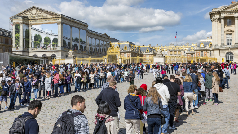 Тази малка хитрост ще ви помогне да избегнете опашките пред музеи и галерии