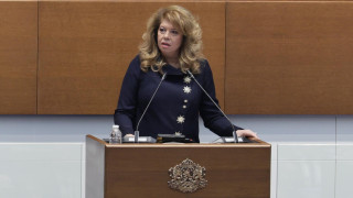 Йотова: Гласухваме за край на политическата криза, но властта да реши дали ще ни пази