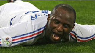 Виера под въпрос срещу Шотландия