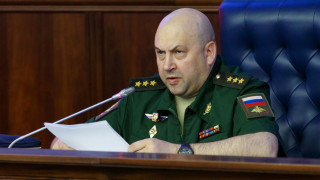 Всяка официална санкция срещу главнокомандващия на руските въздушно космически сили генерал