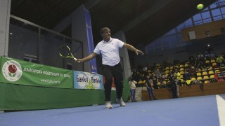 Тони Надал сподели мнението си за дисквалификацията на Ник Кириос по