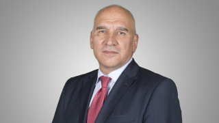 Левон Хампарцумян е главен изпълнителен директор и председател на Управителния