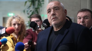 Лидерът на ГЕРБ Бойко Борисов предложи коледните добавки на пенсионерите
