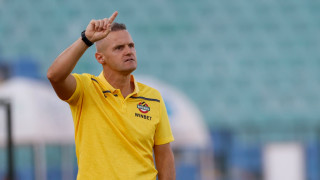 Бившият старши треньор на Ботев Пд и после съветник на собственика