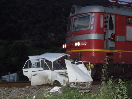 Влакова катастрофа уби мъж край Симитли