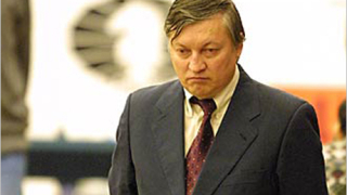 Анатолий Карпов и Гари Каспаров в исторически мач във Валенсия