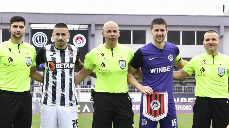 Локомотив (София) също поздрави Етър за юбилея