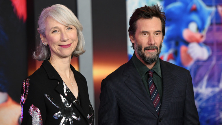 Какво крият Киану Рийвс и Александра Грант