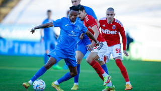 Нападателят на Билал Бари не спира да обира овациите след