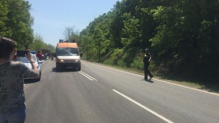 Две тежки катастрофи със загинал и четирима тежко ранени в