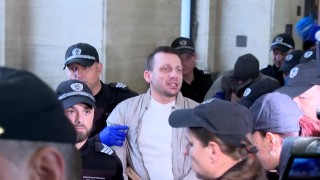 Софийският районен съд остави в ареста дългогодишният председател на Националната
