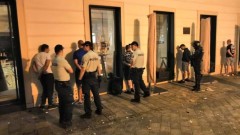 Левски: Феновете ни са били нападнати от хулигани на Аякс и Краковия