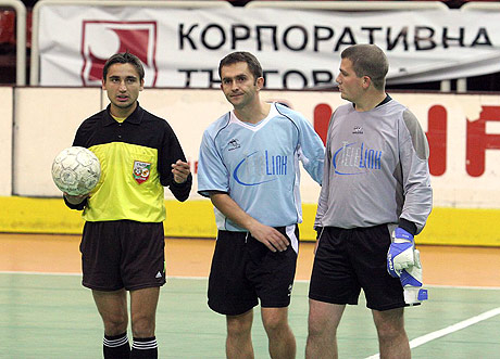 Станаха ясни първите четвъртфиналисти