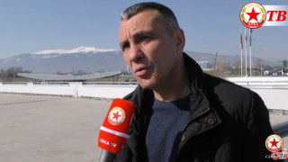 ЦСКА честити рождения ден на легендата Михаил Таков Армейци днес своя 62 и