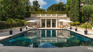 Създателят на корпорацията Meta преди Facebook Марк Зукърбърг тайно се