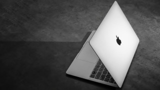 За пръв път в историята: Apple пуска MacBook със собствени чипове
