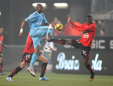 Вратар на Ница отива в Рен