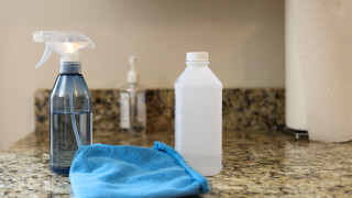 Един от най ефикасните начини да почистим и дезинфекцираме дадена повърхност