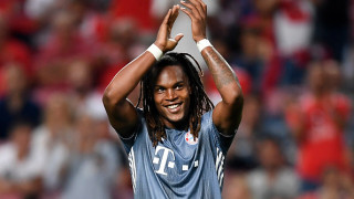 Португалският национал Ренато Санчес се радва на добри времена при