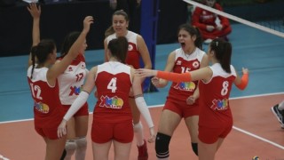 Дамският волейболен отбор на ЦСКА победи Перун Варна с 3 0