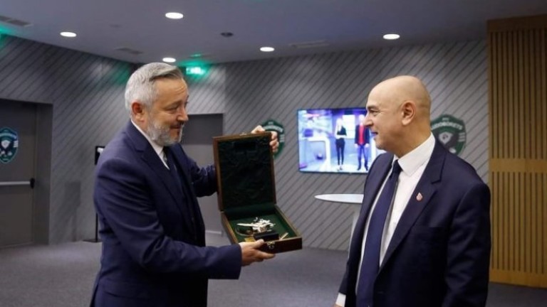 Лудогорец направи ценен подарък на боса на Тотнъм