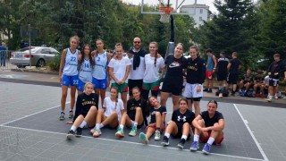 Националният отбор на България по баскетбол 3х3 за момичета до