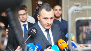 Младите депутати в групата на БСП Обединена левица внасят в деловодството