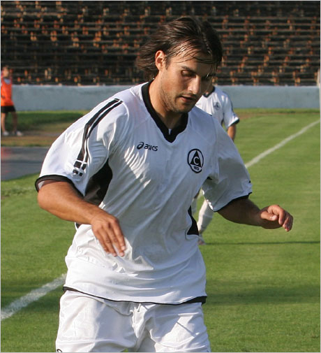 Мартин Керчев почна с Локо (Пд)