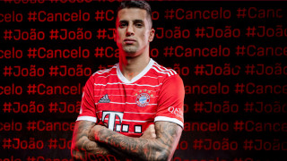 Португалският защитник Жоао Кансело заяви че не е напуснал тима