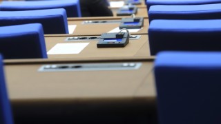 Парламентът гласува оставката на Данаил Кирилов като правосъден министър и