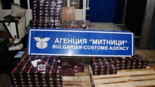 Митнически служители на ГКПП Дунав мост Русе откриха 6500 кутии