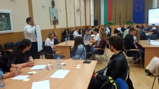 Доброто образование е основата за бъдещето, ясен Владимир Уручев