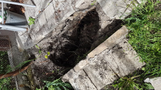 Улица в центъра на Варна пропадна заради строеж съобщиха bTV