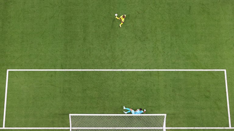 Впервые в истории дебютный гол на чемпионате мира по футболу забит с пенальти