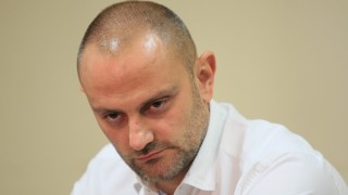 Бившият шеф на ГДБОП е "осъществявал контакт" с Нотариуса, призна МВР