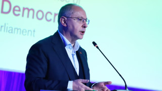 Сергей Станишев с други социалисти в "коалиция за европейските пари за земеделие"