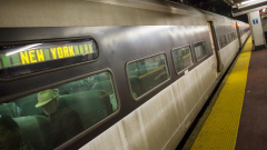 Най-малко 24 души са ранени при катастрофа в метрото на Ню Йорк