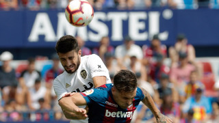 Градското дерби между Леванте и Валенсия завърши без победител Двата