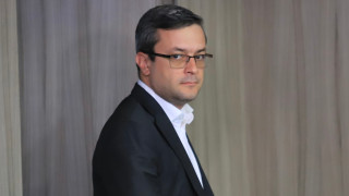 Усилието ни е партиите да започнем да си говорим За