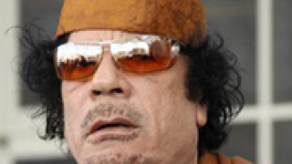 Кадафи с опит да събере хиляди нови войници
