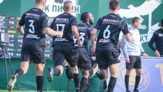 Хебър Пазарджик 0 0 Славия 4′ Още в 4 тата