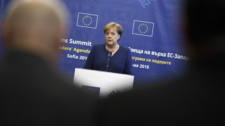 Канцлерът на Германия Ангела Меркел обяви в София, че не