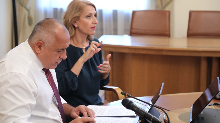 До 30 ноември удължиха извънредната епидемична обстановка